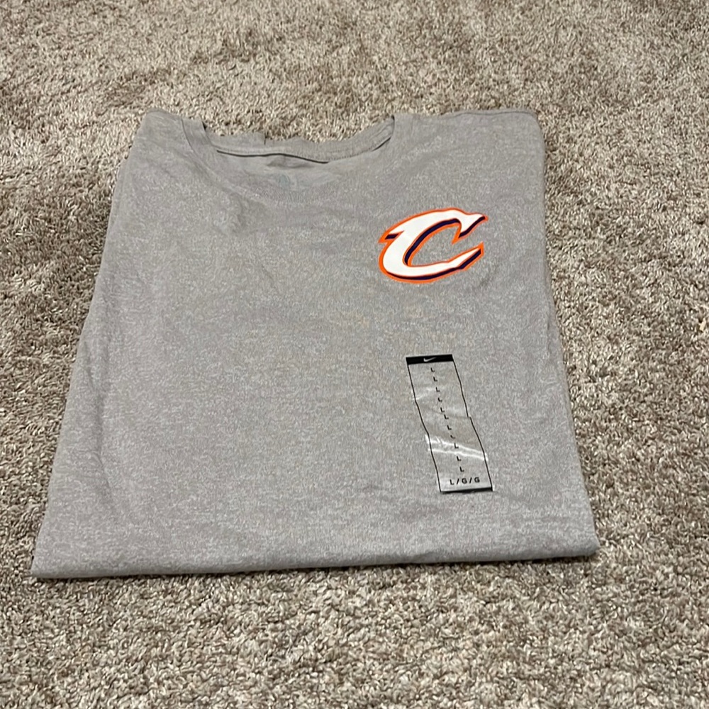 NWT Nike men’s long sleeve grey Cleveland cavaliers t-shirt
